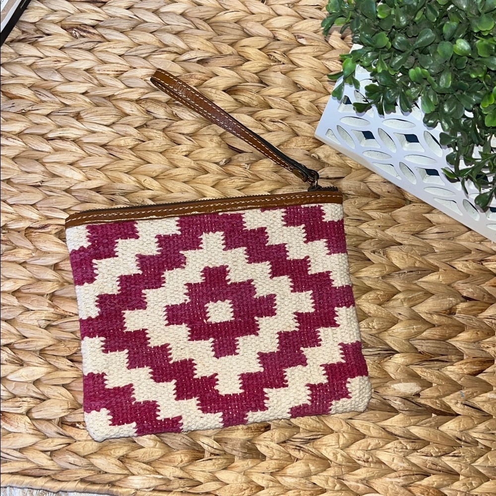 Patricia Nash Ballard Wristlet
